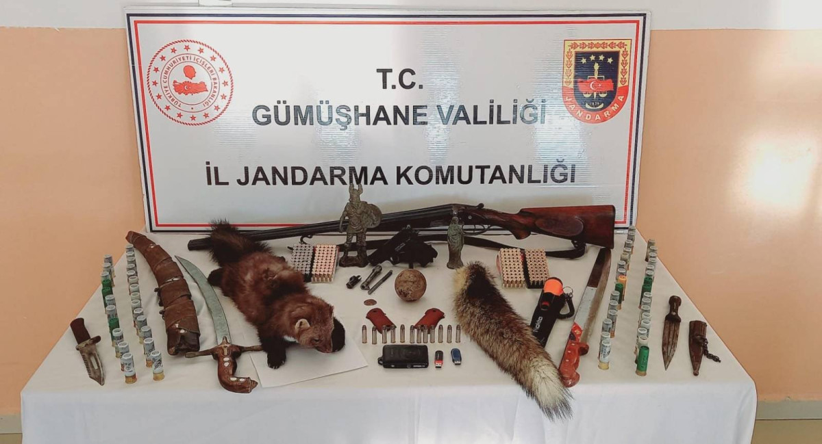 Jandarma Şiran'da Osmanlı Döneminden Kalma El Bombası yakaladı